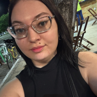 Profissional - Ivyna S.